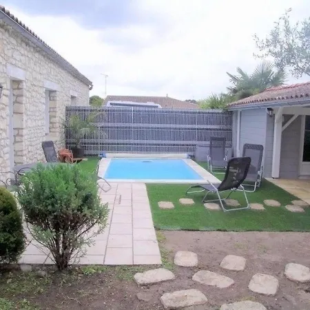 Maison Les Mathes, 4 Pieces, 6 Personnes - Fr-1-305-74 Holiday home Les Mathes